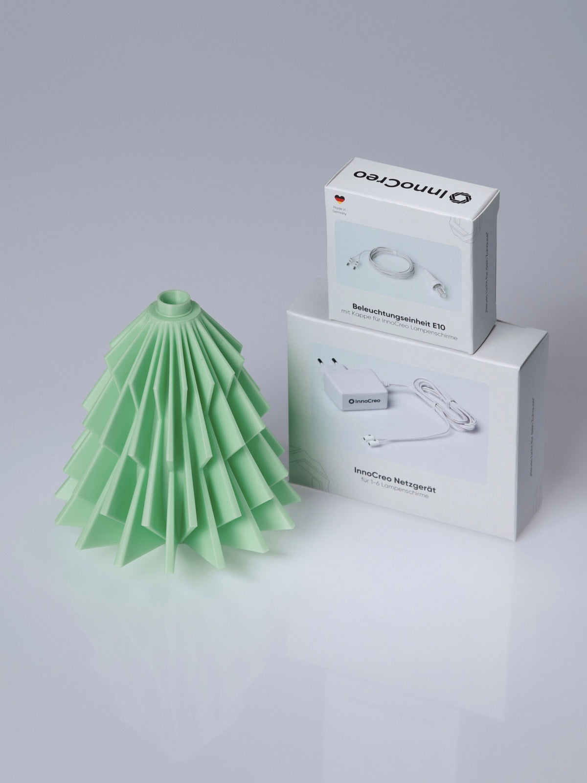 Edition 2026 Tannenbaum - Komplettset mit Beleuchtung und Netzteil